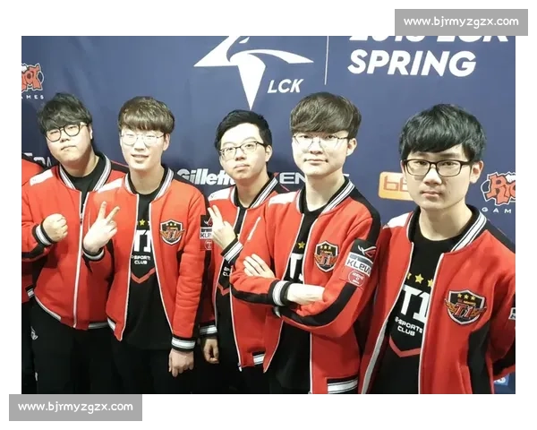 打造电竞团队核心力量 解密战队成功背后的关键要素与团队协作秘诀